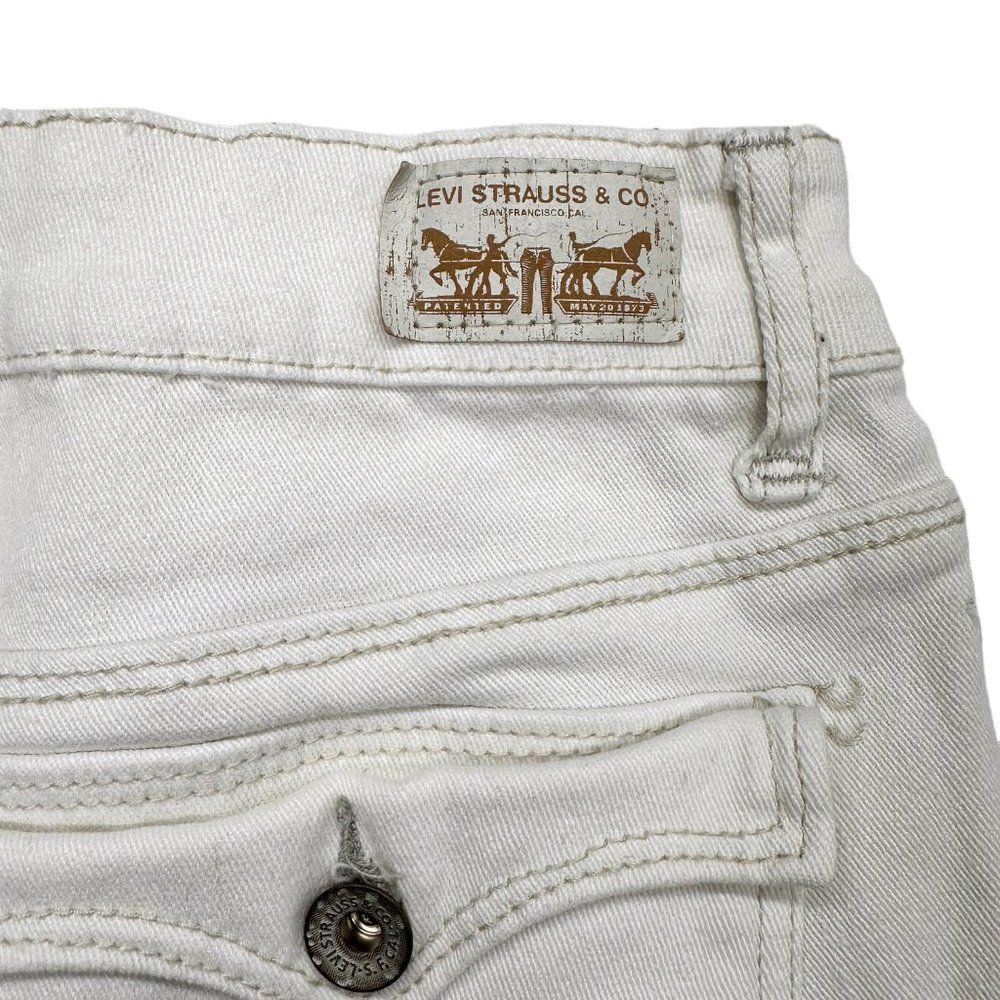 Levi's Denim Bermuda Shorts (15) - Picture 5 of 10